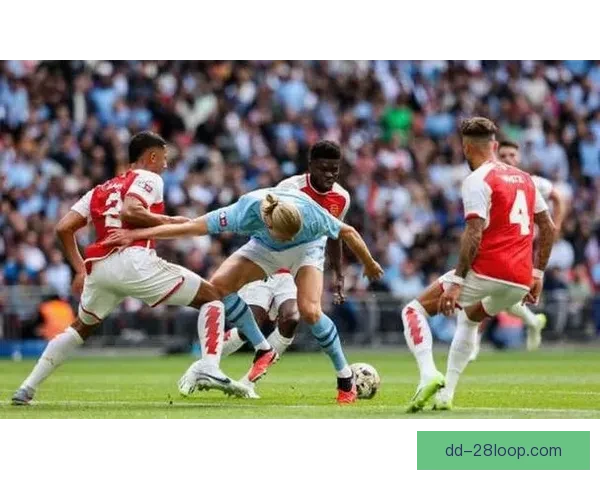 英超激战阿森纳稳居联赛前三位置展现冠军潜力 英超激战阿森纳稳居联赛前三位置展现冠军潜力